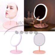 آینه رومیزی همراه با رینگ لایت مناسب برای نور پردازی صورت و ناخن